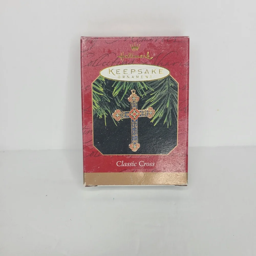 Vintage Hallmark Keepsake Classic Cross Ornament‎ by LaDene Votruba 1997